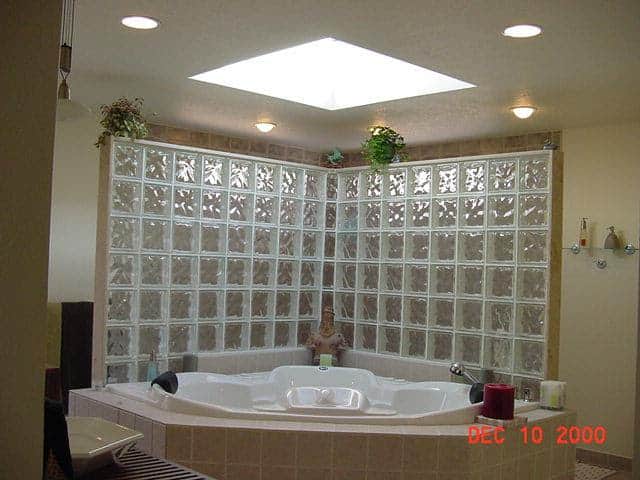 5 Ways to Maximize Small Bathroom Space